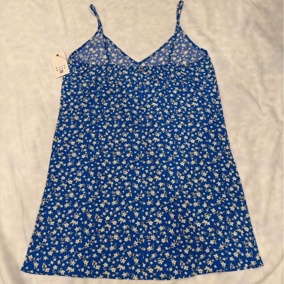 Billabong 90s Babe Mini dress, Blue with Yellow Floral Pattern, large - Picture 10 of 13